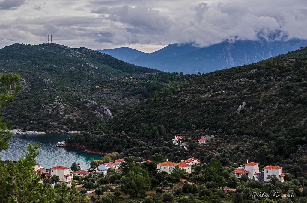 Athina Studio Apartments Κέρβελη Εξωτερικό φωτογραφία