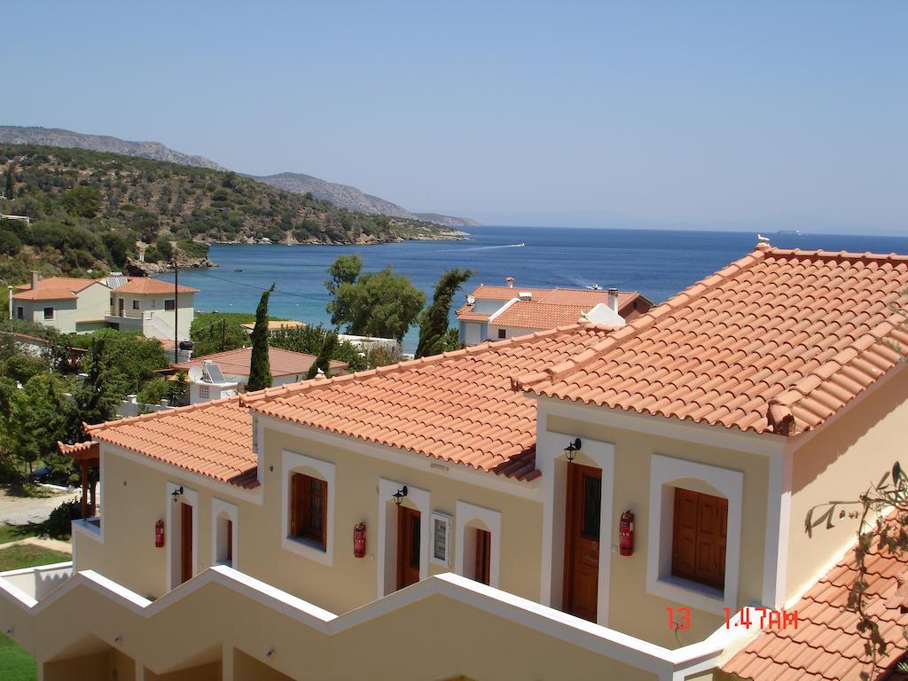 Athina Studio Apartments Κέρβελη Εξωτερικό φωτογραφία
